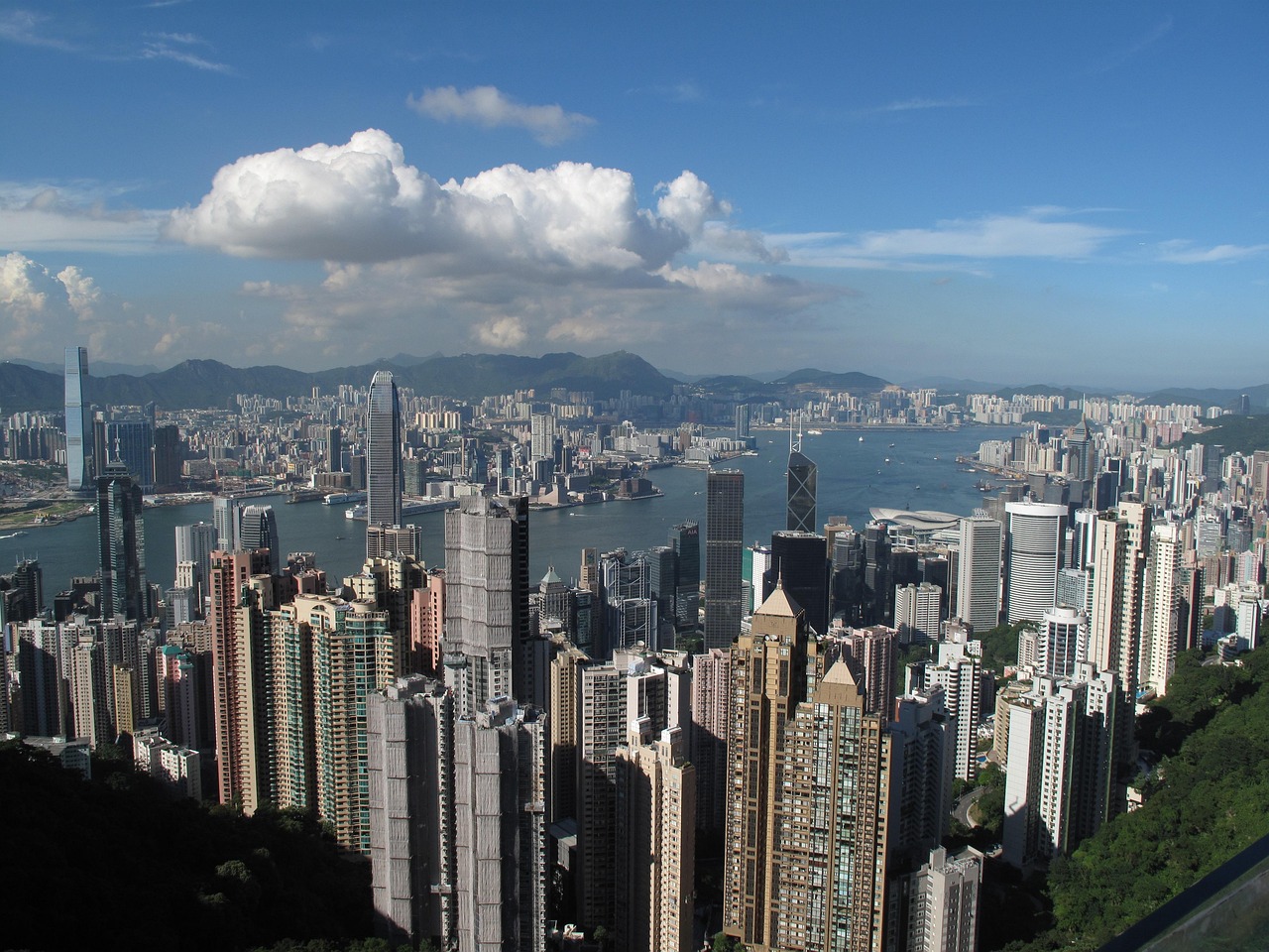 新澳管家婆100%精准图片-2025年新奥历史开奖结果_变化莫测的局势;未来我们该如何应对、积极解释落实